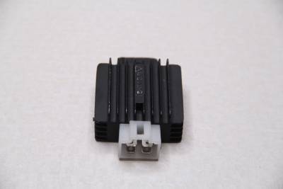 Реле регулятор YX140 (W063)