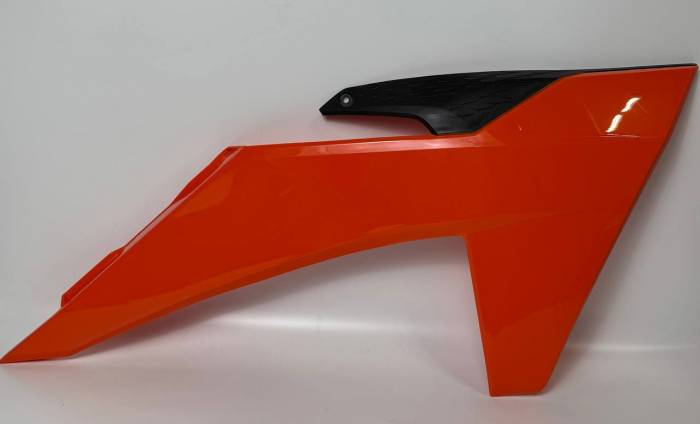 Обтекатели топливного бака передние КТМ EXC 24-25 GR8, KEWS, K23, BRZ