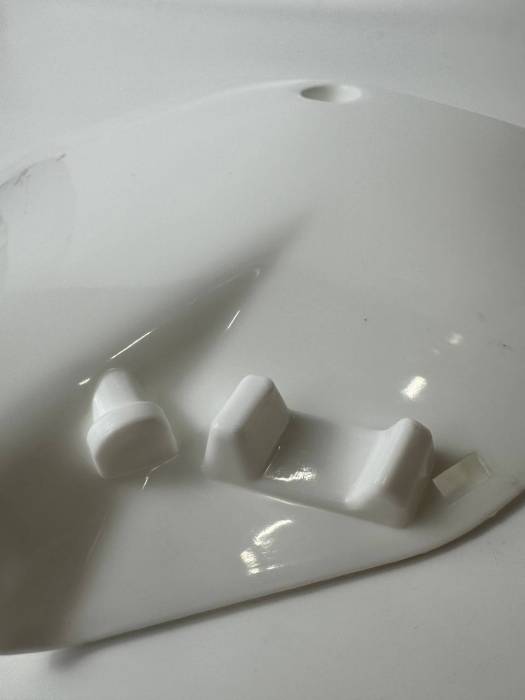 Щиток передний Hasky F5 белый