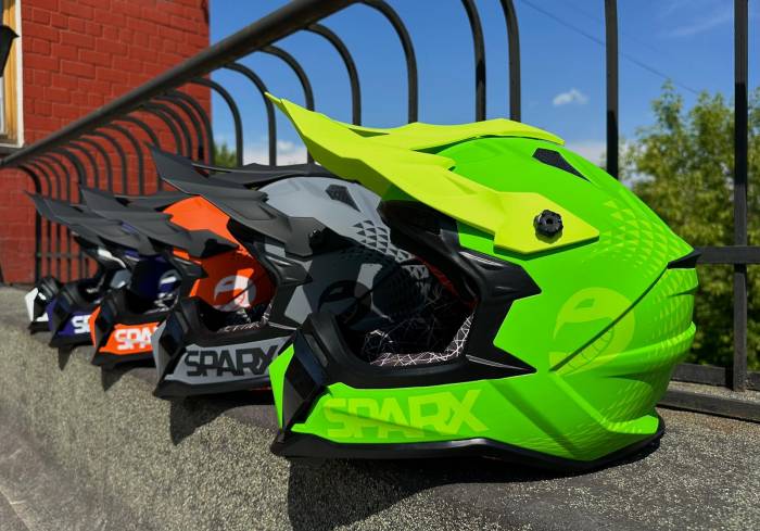 Шлем эндуро SPARX Raptor (JH-601) (зелено-черный, L)