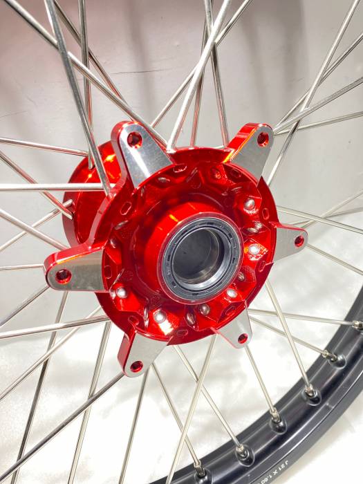 Обод в сборе 1,6-21" Unison 7116, ступица GH Hasky 21/18 - Unison 7116-GC hub