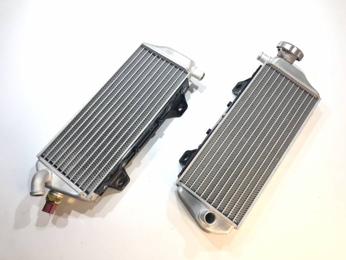 Комплект радиаторов охлаждения Hasky F7