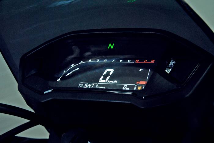 Мотоцикл дорожный ROCKOT QUEST 150 (черный глянцевый, ЭПТС) MSD