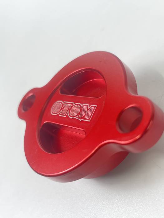 Крышка двигателя сливная OTOM красная