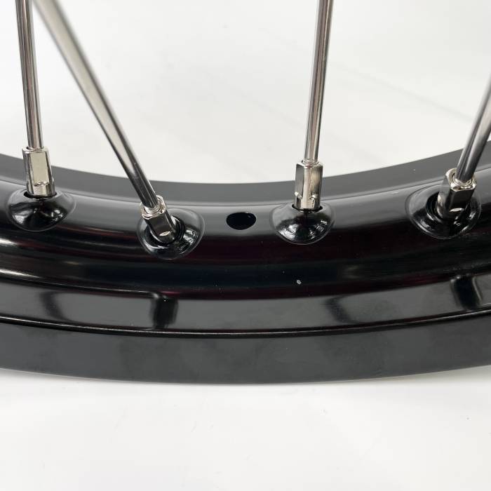 Обод в сборе 2,15-18" Unison 7116, ступица GH Hasky 21/18-Unison 7116-GC hub