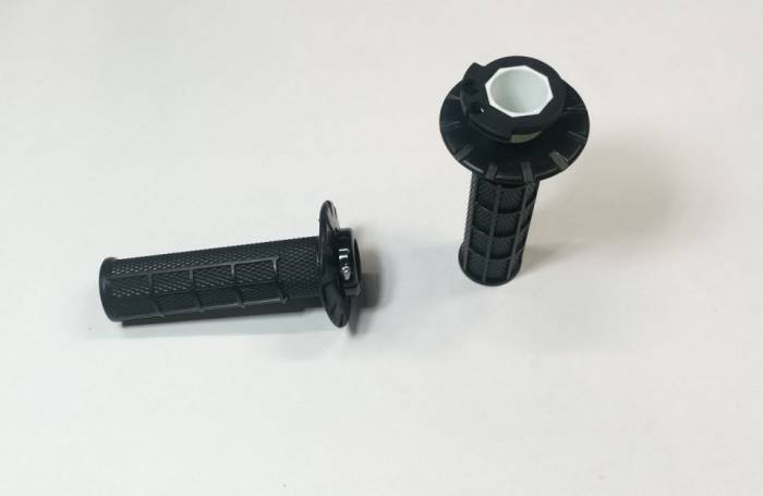 Грипсы LOCK-ON черные