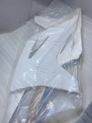 Обтекатели топливного бака белые Gas Gas Hasky F7/F6 Pro/F6/F6L