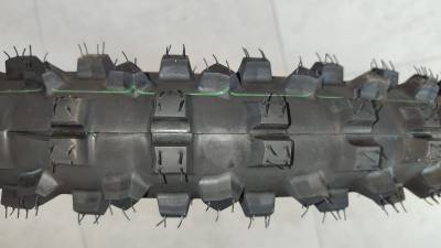 Покрышка передняя GUMMY 90/90-21