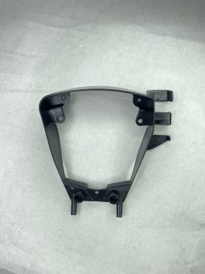 Крепление фары к обтекателю Gas